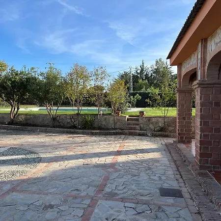 O&v Holiday Villa